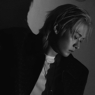 Логотип @ultrraviolent - hurts