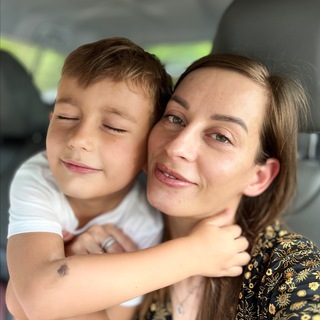 Логотип @umnie_roditeli - Inessa▪️Воспитание чемпионов