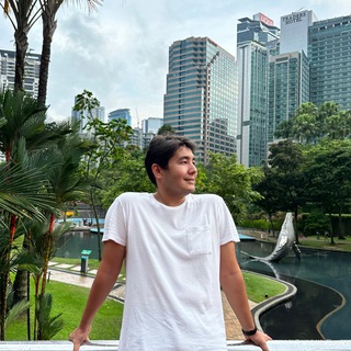 Логотип @unirizz - UniRizz - Поступление в зарубежные универы