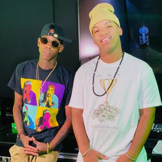 Логотип @untiticoykn1one - Un Titico Y Kn1one