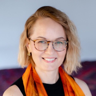 Логотип @upstep - Ирина Кузьменкова • практичная карьера