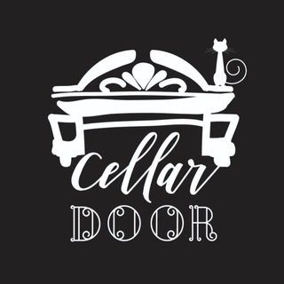 Логотип @urcellardoor - Cellar Door