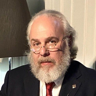 Логотип @usearth - Земля и Время