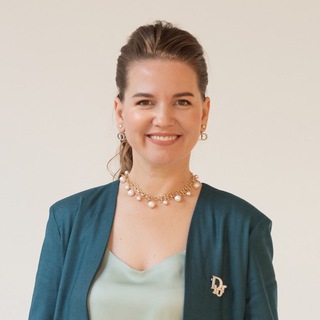 Логотип @ustratova_svetlana - Мастерская ИИ решений Светланы Устратовой