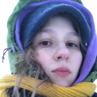 Логотип @uteshitel - утешительный приз