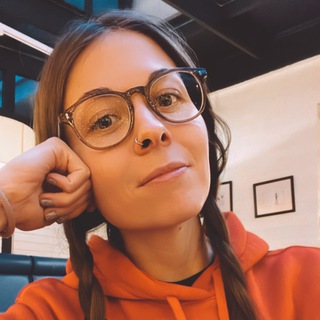 Логотип @uu_podlec - Свердловская булка с маслом