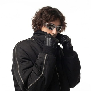 Логотип @uxknowmeboy - uxknow