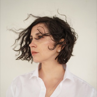 Логотип @uxrockru - Ксения Толокнова [UXROCK]