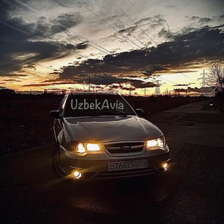 Логотип @uzaviaoek - 𝕌𝕫𝕓𝕖𝕜𝔸𝕧𝕚𝕒✈️