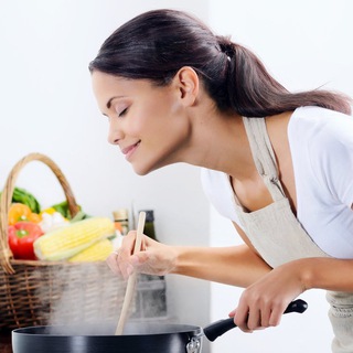 Логотип @uzbek_retsept - O'zbek ayoli