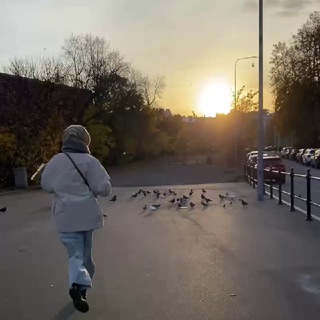 Логотип @v_dome_svetlo - Полина Лампочкина