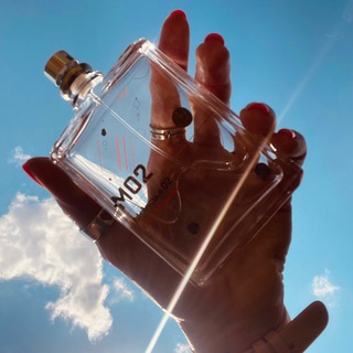 Логотип @v_parfumee - Вам Парфам