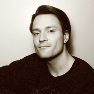 Логотип @vadimstyles - Vadim Styles