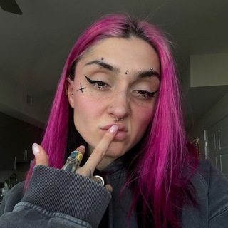 Логотип @valenciaonnnn - Валенсия поговори