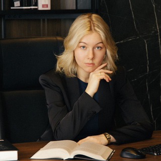 Логотип @valentinamarketing - Валентина — твой контент гид