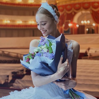 Логотип @valentinanova - VALENOVA🩰♥️