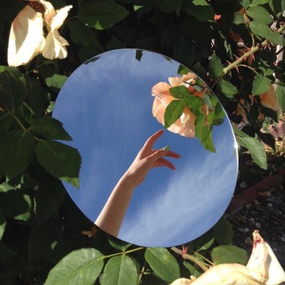 Логотип @valhallattt - Valhalla | место свежести🌿