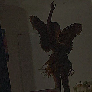 Логотип @vallfiks - валлфикс