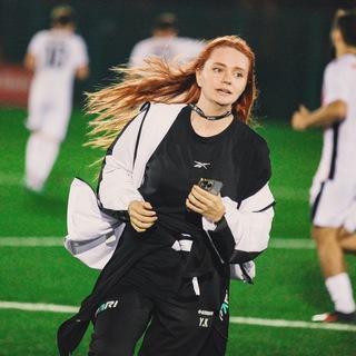 Логотип @valoshkii_ph - Футбольный объектив ⚽️📸