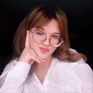 Логотип @valuetie - любовь к жизни по-английски