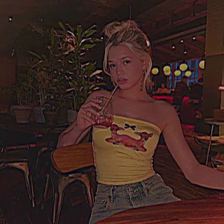 Логотип @valxsiw - хейза💋