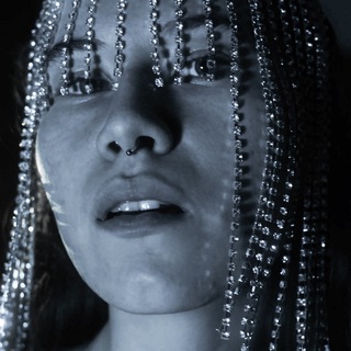 Логотип @valya_udalyovaa - Тут творит Валя в нейросетях