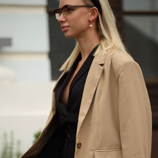 Логотип @vam_na_vyrost - На вырост