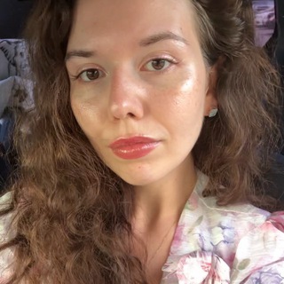 Логотип @vamagazine - Дневник вдохновения 🍇