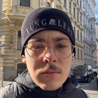 Логотип @vanokregular13 - vanök regular 🍏