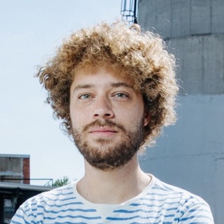 Логотип @varlamov_inst - Varlamov Instagram
