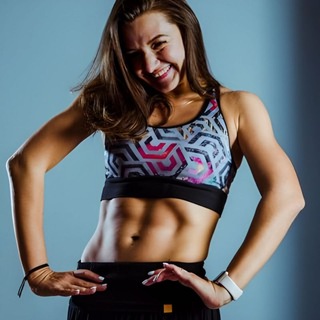 Логотип @vashamasha_fitnes - #ВашаМаша - фитнес туры