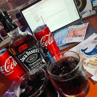 Логотип @vashchenkox - Зарабатываем в казино🎰Раздача денег🌙ПРОМОКОДЫ