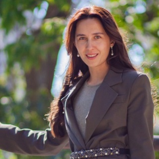 Логотип @vasilisakhodnevasysoeva - Василиса Ходнева(Сысоева)