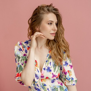 Логотип @vastikova - Оля Вастикова