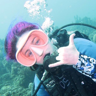 Логотип @vasya_granat - Вася_Гранат