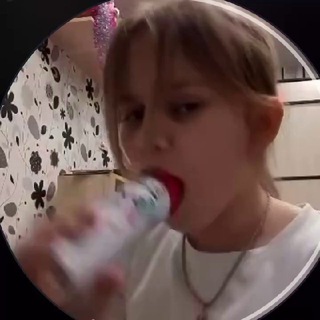 Логотип @vatafac1 - ватафак