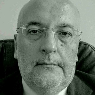 Логотип @vatniks - MindStorm