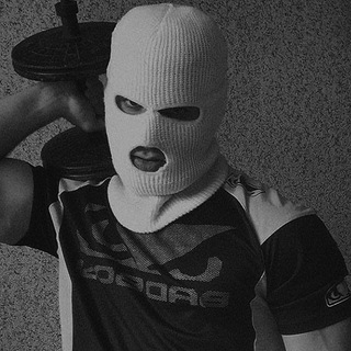 Логотип @vazyannn - вазян и его ангар