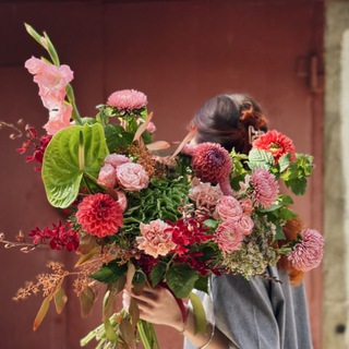 Логотип @vdfcommunity - Чат канала Via dei Fiori 🦄