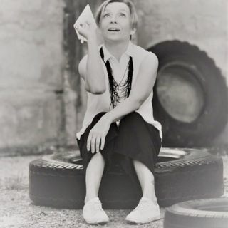 Логотип @vdhl_resume - ВДХЛ_resume 📄