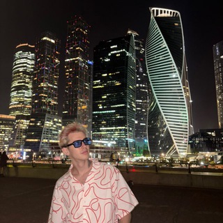 Логотип @vecher5day - Вечер пятницы