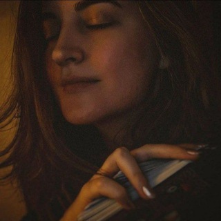 Логотип @veelaell - Смотрительница маяка ✨