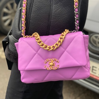 Логотип @velikaiyamoda - ❤️ JsBrandMoscow ❤️ теперь в Telegram