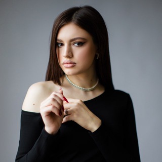 Логотип @velikaya_daria - Дарья Сербо-Великая