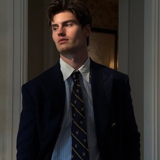 Логотип @velourritcher - 𝗩𝗲𝗹𝗼𝘂𝗿 𝗥𝗶𝘁𝗰𝗵𝗲𝗿