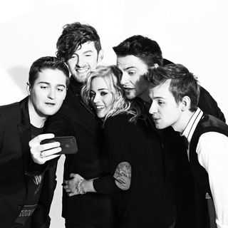 Логотип @velvetgroup - Вельвет