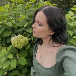 Логотип @verdeaalina_eng - verdeaalina🐊💚 про языки