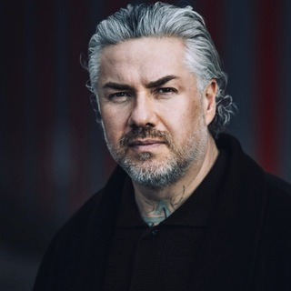 Логотип @vernikm - Макс Верник