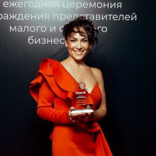 Логотип @verofeldblium - Вероника Фельдблюм