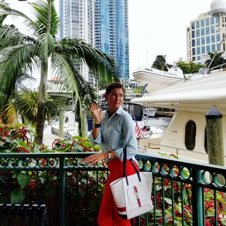 Логотип @veronik20011 - Veronika Stepanova